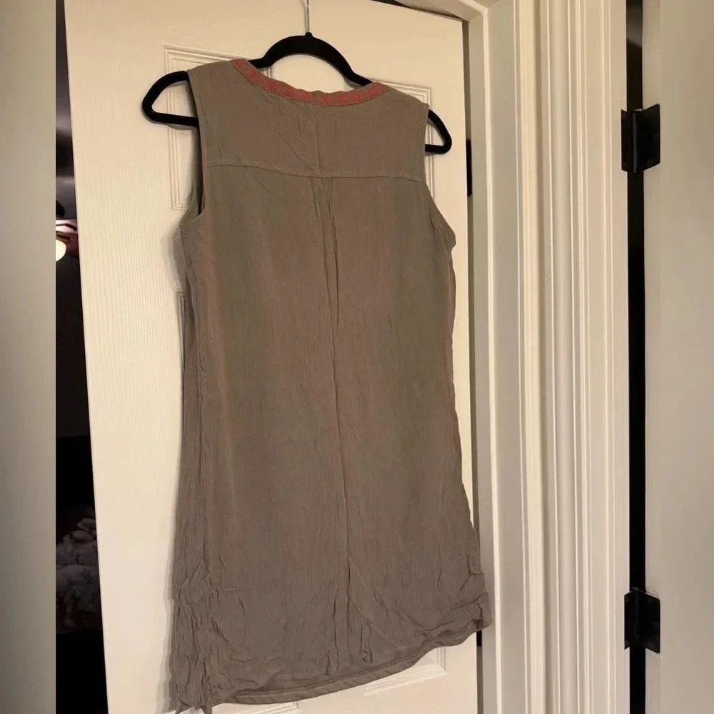Solitaire Grey With Orange Embroidery Dress Size M - Picture 4 of 5
